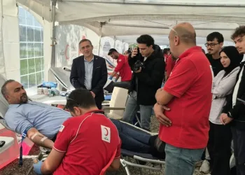 Antalya’da uçuruma yuvarlanan araçta ölen 3 kişinin cenazeleri ailelerine teslim edildi