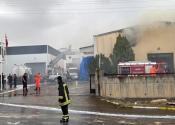 Antalya’da uçuruma yuvarlanan araçta ölen 3 kişinin cenazeleri ailelerine teslim edildi