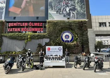Antalya’da uçuruma yuvarlanan araçta ölen 3 kişinin cenazeleri ailelerine teslim edildi