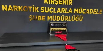 Fatih’te taksicilerin yolcu alma tartışması kavgaya dönüştü