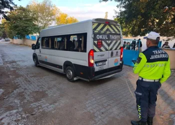 Fatih’te taksicilerin yolcu alma tartışması kavgaya dönüştü