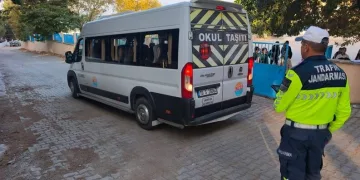 Fatih’te taksicilerin yolcu alma tartışması kavgaya dönüştü