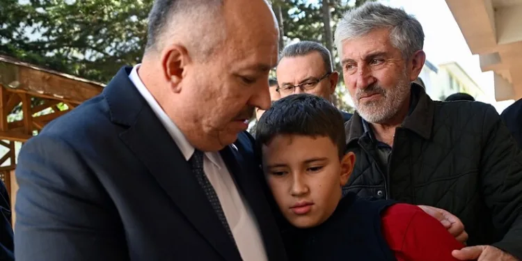 Atakum’da 60 kilo kıyılmış kaçak tütün ele geçirildi