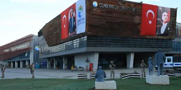Çukurova Belediyesi’ne operasyon: Emrah Kozay dahil 44 gözaltı
