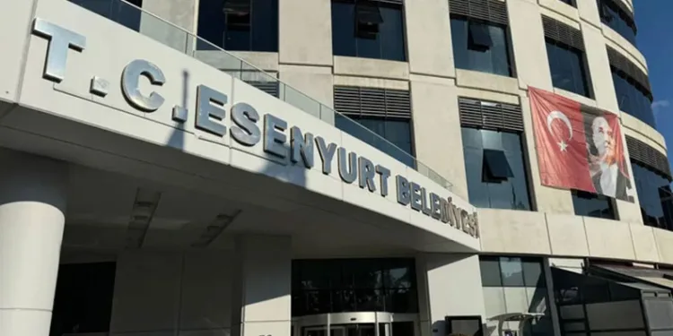 Esenyurt Belediyesi’ne yolsuzluk operasyonu. 17 gözaltı