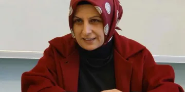 Fatma Betül Sayan Kaya yerine Hülya Terzioğlu atandı