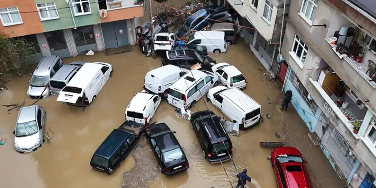 Sarıyer’de selin yol açtığı hasar havadan görüntülendi