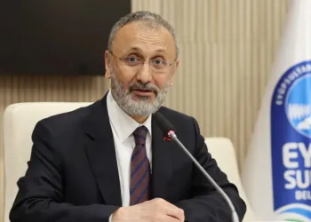 Eyüpsultan Belediyesine operasyon: 28 gözaltı