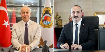 Alanya ve Konyaaltı belediye başkanları CHP’den istifa etti