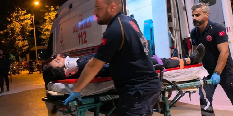 Asansör boşluğuna düşen 29 yaşındaki işçi ağır yaralandı