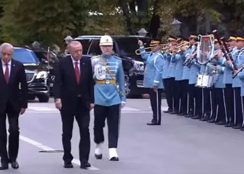 TBMM’de yeni yasama yılı başladı: Erdoğan Meclis’te