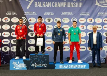 Genç güreşçiler, Hırvatistan’dan madalya ile döndü