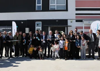Nilüfer Belediyesi dijital deneyim merkezi açıldı