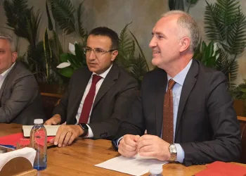 İnegöl için güç birliği