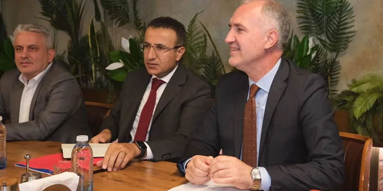 İnegöl için güç birliği