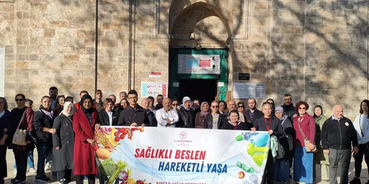 Bursa’da “Hareket Et, Sağlıklı Yaşa” Yürüyüşü