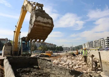 Büyükşehir’den Nilüfer’de kapsamlı dere ıslahı