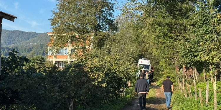 Husumetlileri tarafından önce oğlu, sonra kendi öldürüldü
