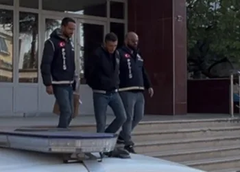 Eski eşinin yaşadığı evi ateşe veren şahıs tutuklandı