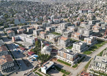 Kahramanmaraş’ta deprem izleri yerini yeni yapılara bıraktı