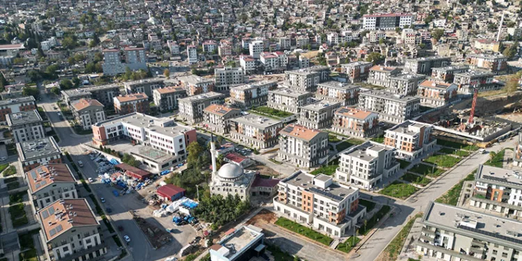 Kahramanmaraş’ta deprem izleri yerini yeni yapılara bıraktı