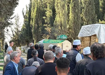 Manisa’daki feci kazada hayatını kaybeden 11 kişi son yolculuğuna uğurlandı