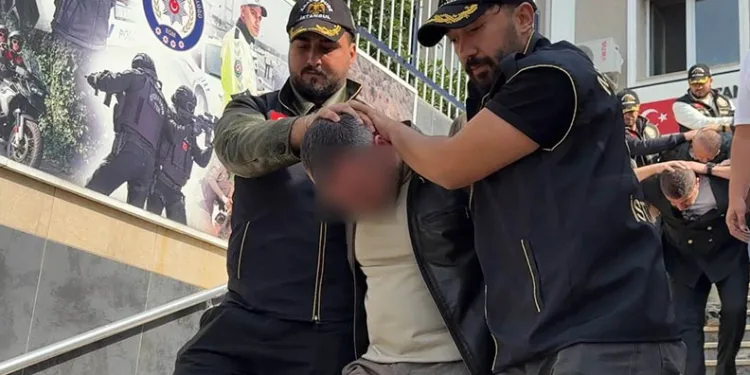İş insanını kaçırıp 2 milyon dolar istediler