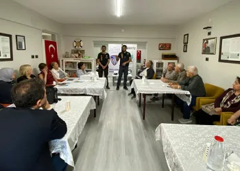 Bursa’da emeklilere siber suçlara karşı farkındalık eğitimi verildi