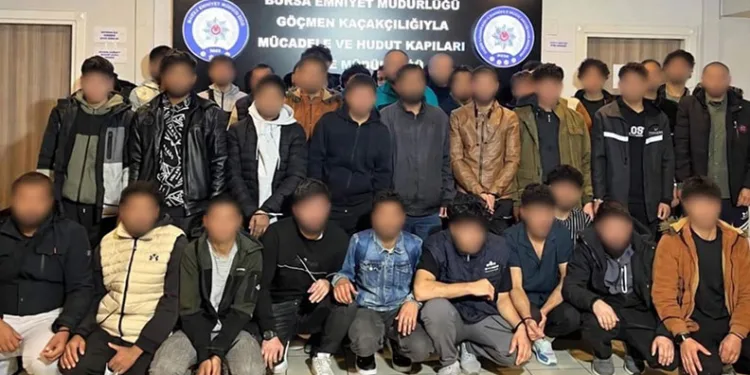 Bursa’da göçmen kaçakçılığı operasyonu: 11 şüpheli yakalandı
