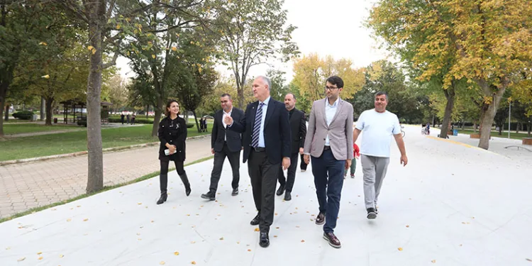 Hikmet Şahin Kültür Parkı’nda yeni kaykay ve paten park yapımında sona gelindi