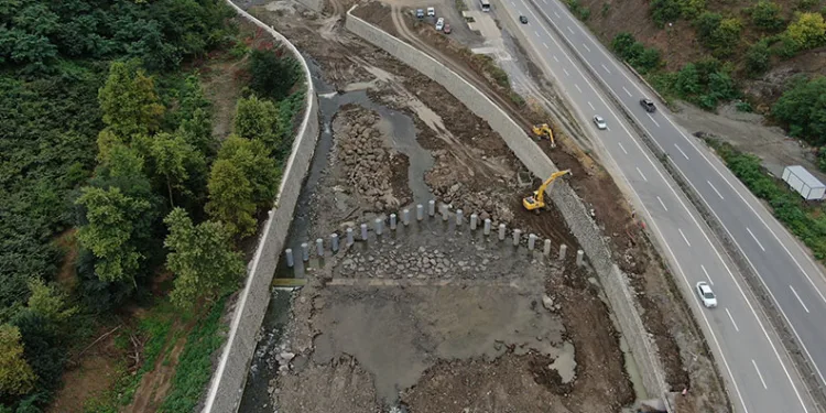 Uzmanlardan sel ve taşkın uyarısı