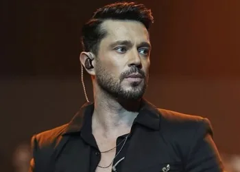 Murat Boz’dan yardım çağrısı: “Yüzlerce çalışanla mahsur kaldık”