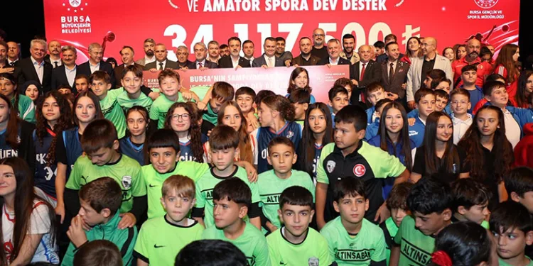 Bursa’nın şampiyonlarına ve amatör spora dev destek