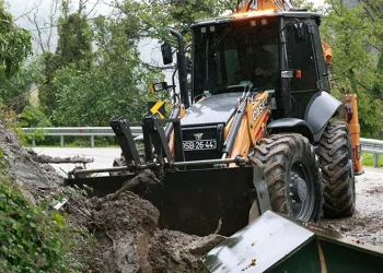 Osmangazi Belediyesi’nden toprak kaymasına hızlı müdahale