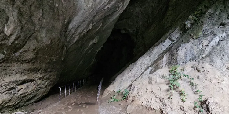 Şiddetli yağış Gökgöl Mağarası’nı su ve çamurla doldurdu