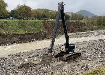 Bursa’da toprak kayması sonrası suyun akış yönü değişti