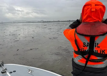 Kocaeli’de denizde ceset bulundu