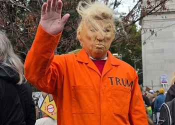 ABD’de Trump karşıtı “Krallara Hayır” protestosu