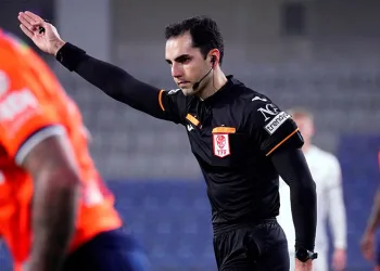 “Ferhat Gündoğdu, bütün hakemlik camiasını yerle bir etti”