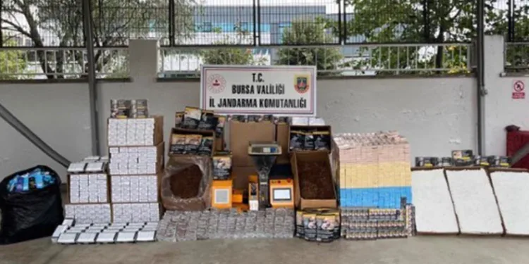 Bursa’da kaçak sigara operasyonu: 2 tutuklama