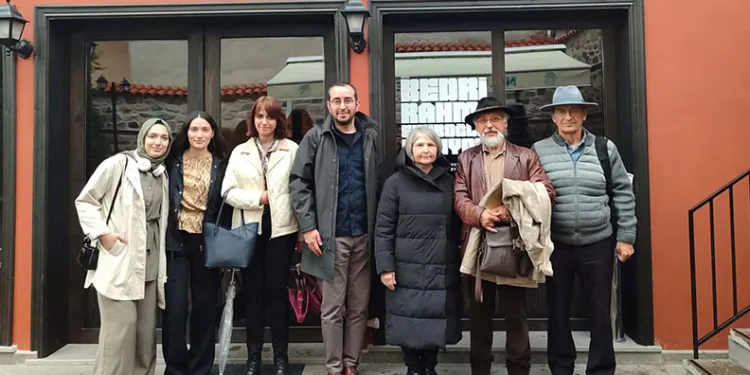 “Bedri Rahmi Eyüboğlu Yaşıyor” sergisi söyleşiyle tamamlandı
