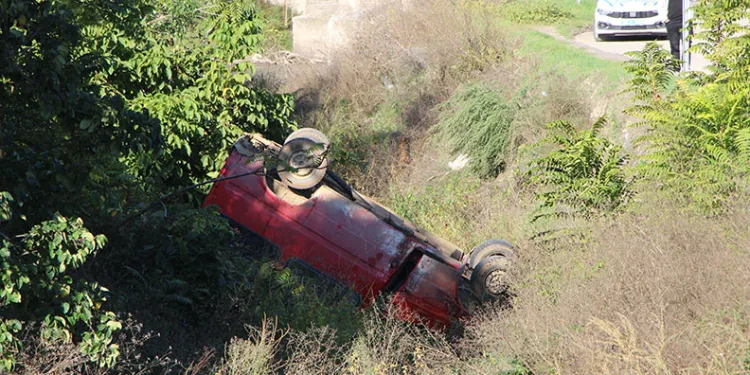 Amasya’da minibüs dereye uçtu: 9 yaralı