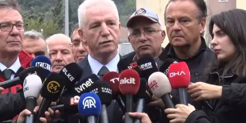 İstanbul Valisi Gül: Konserdeki ölümler uyuşturucu kaynaklı
