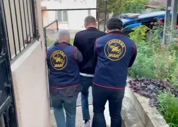 Elektrikli bisiklet dolandırıcılarına 10 ilde operasyon: 12 gözaltı