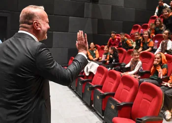 Karacabey’de Kent Sineması Perdelerini Açtı