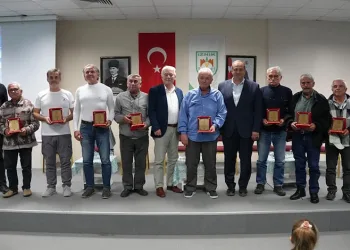 “Eski Sular Yeni Kulaçlar” İznik’te geçmiş ile geleceği aynı kulvarda buluşturdu