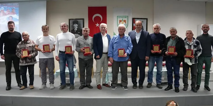 “Eski Sular Yeni Kulaçlar” İznik’te geçmiş ile geleceği aynı kulvarda buluşturdu