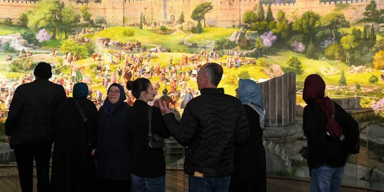 “Panorama 1326” milyonları tarihin kalbinde buluşturdu