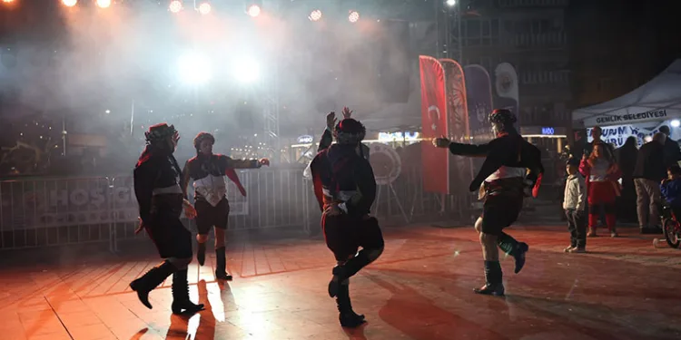 Gemlik’te Anadolu Rüzgârı