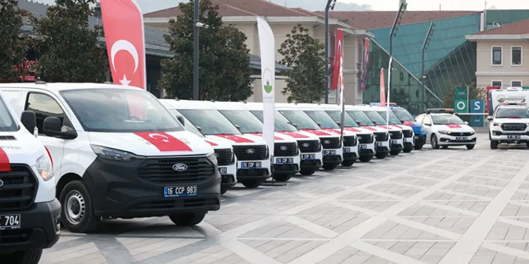 Osmangazi Belediyesi araç filosunu 41 yeni araçla güçlendirdi